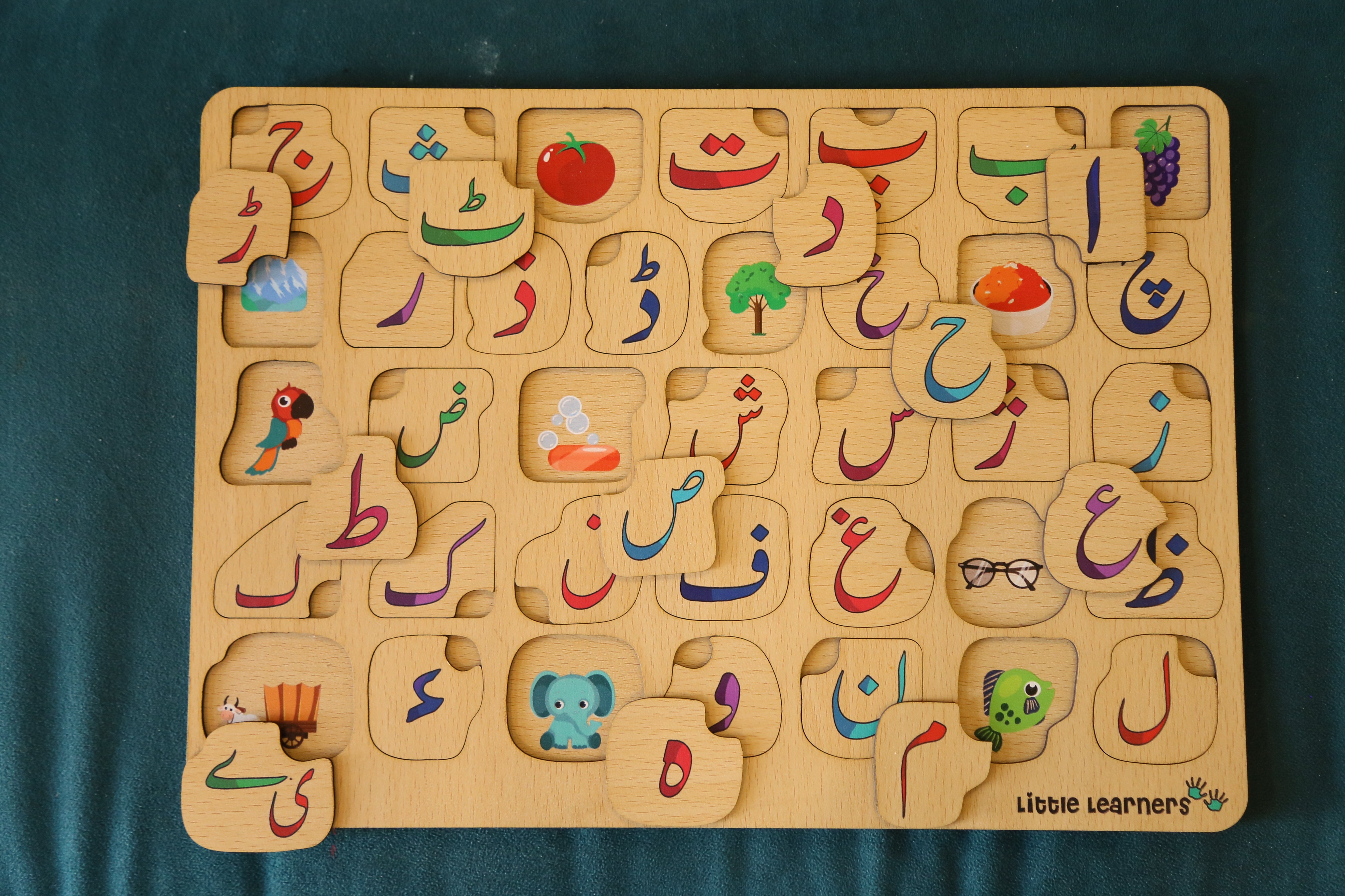 Urdu Letter Board